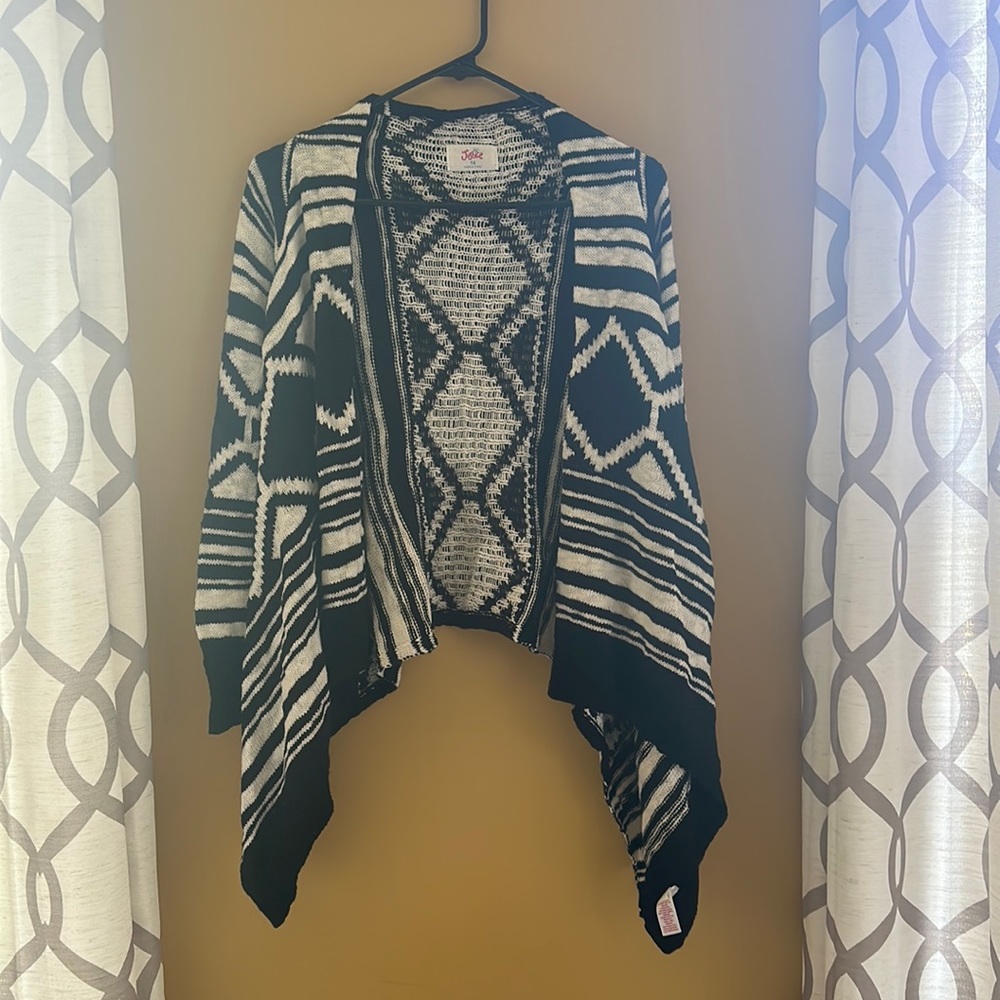 Justice size kids 14 black and white Cardigan